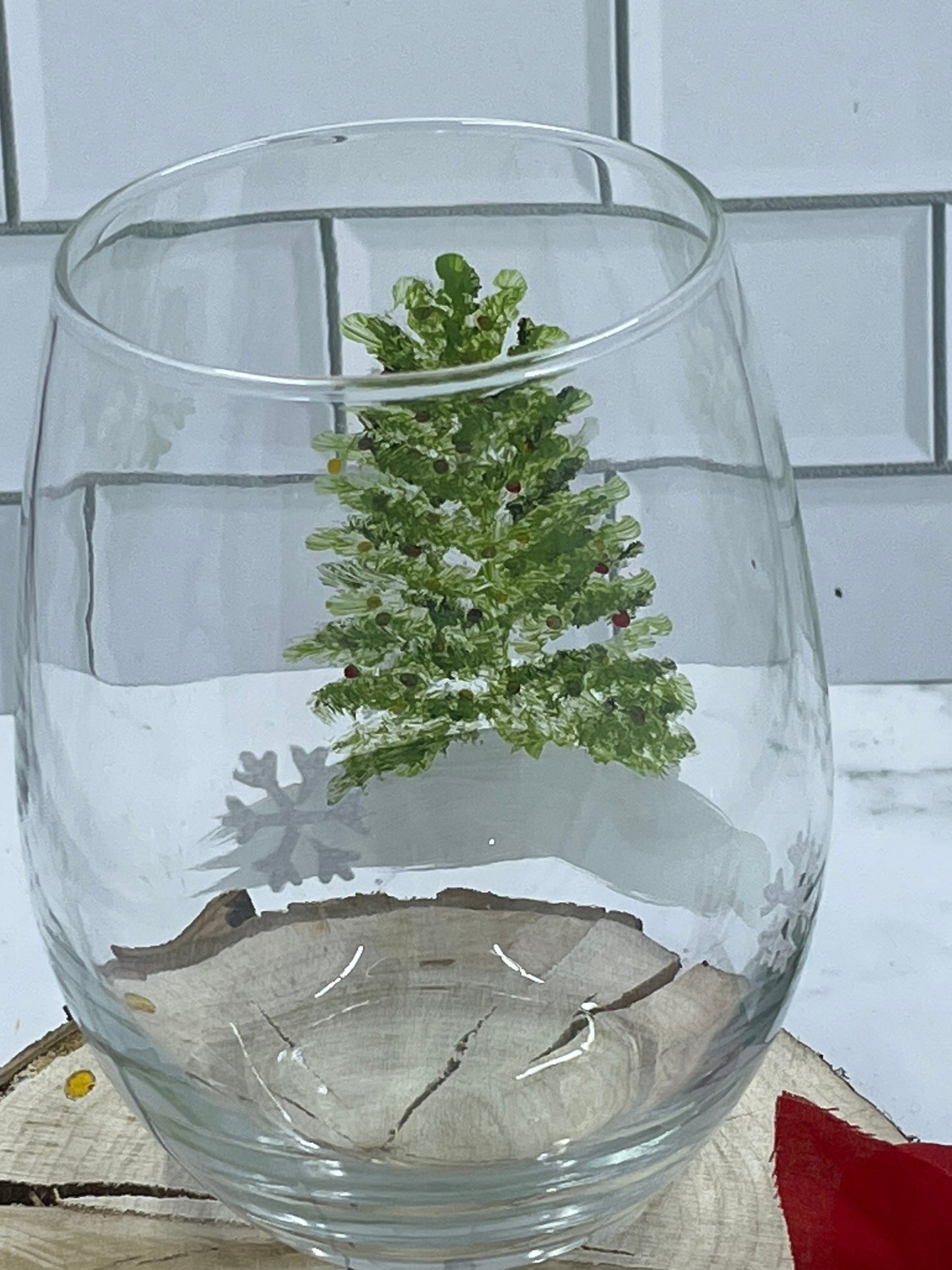 Stemless Christmas Tree wine glass, tumbler 15 oz. Hand painted