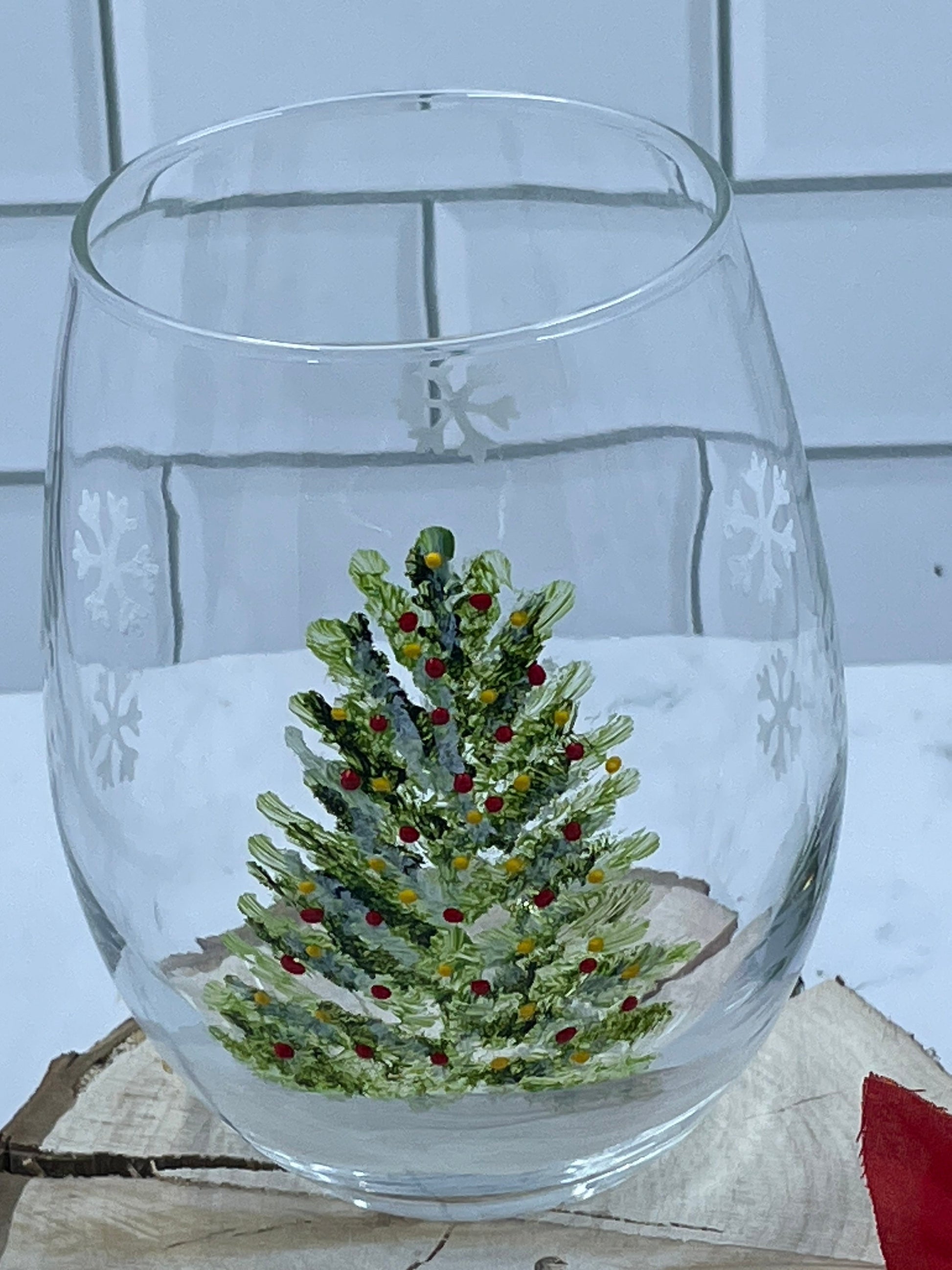 Stemless Christmas Tree wine glass, tumbler 15 oz. Hand painted