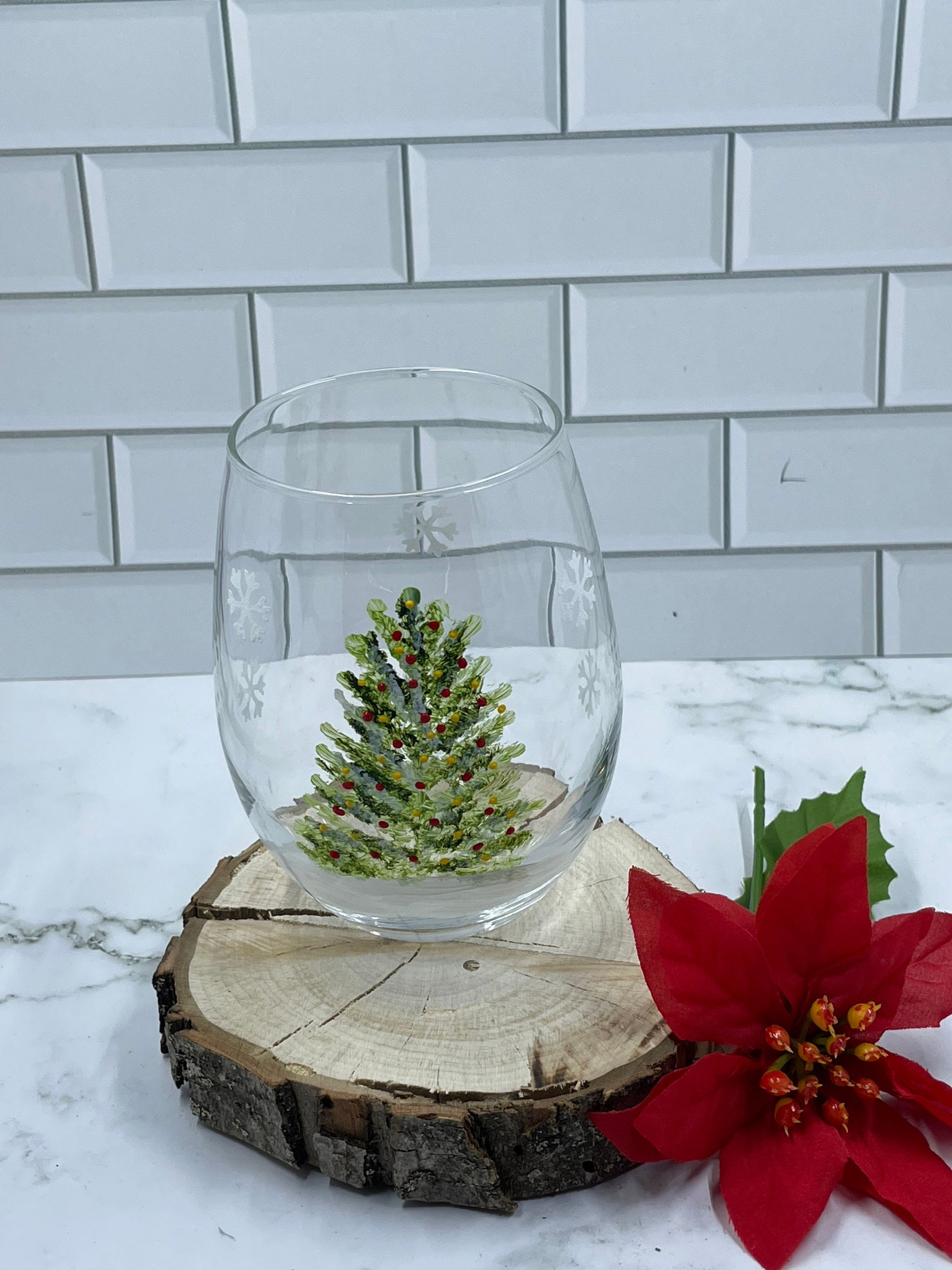 Stemless Christmas Tree wine glass, tumbler 15 oz. Hand painted