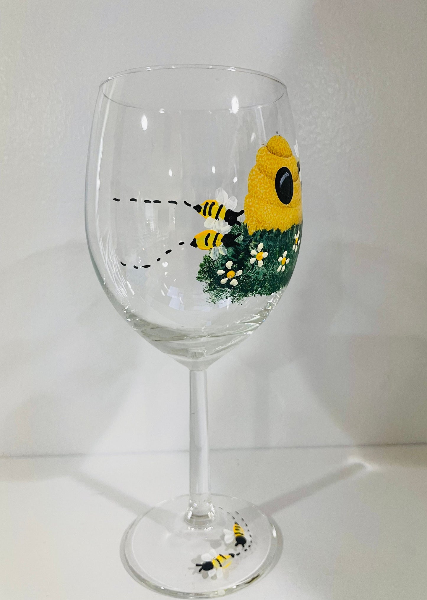 Wine glass Bee Hive and Bees 15 oz stemmed wine glass hand painted