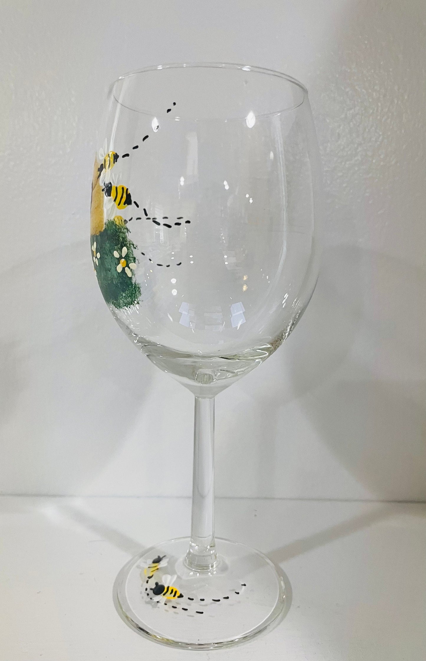 Wine glass Bee Hive and Bees 15 oz stemmed wine glass hand painted