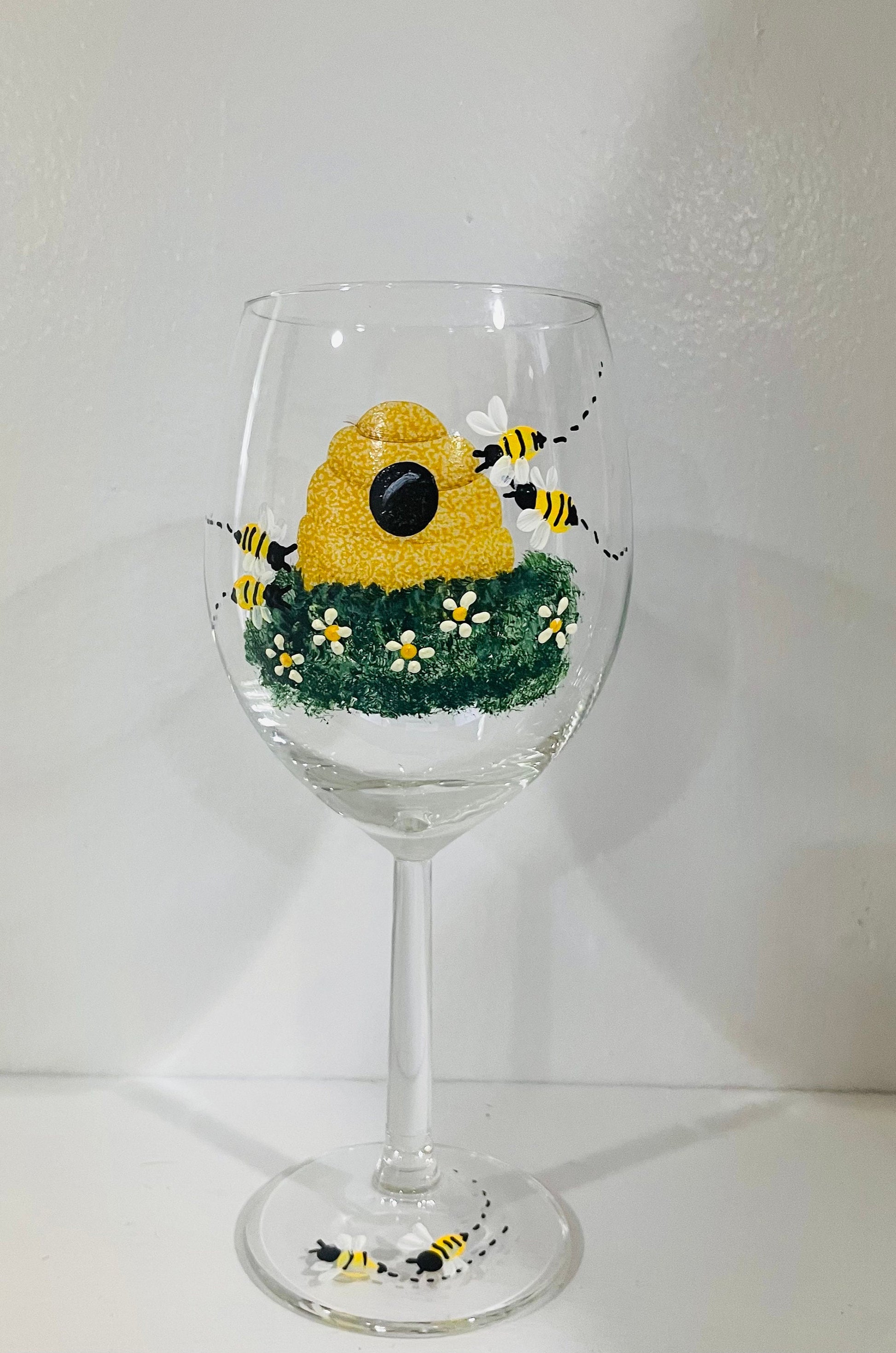 Wine glass Bee Hive and Bees 15 oz stemmed wine glass hand painted